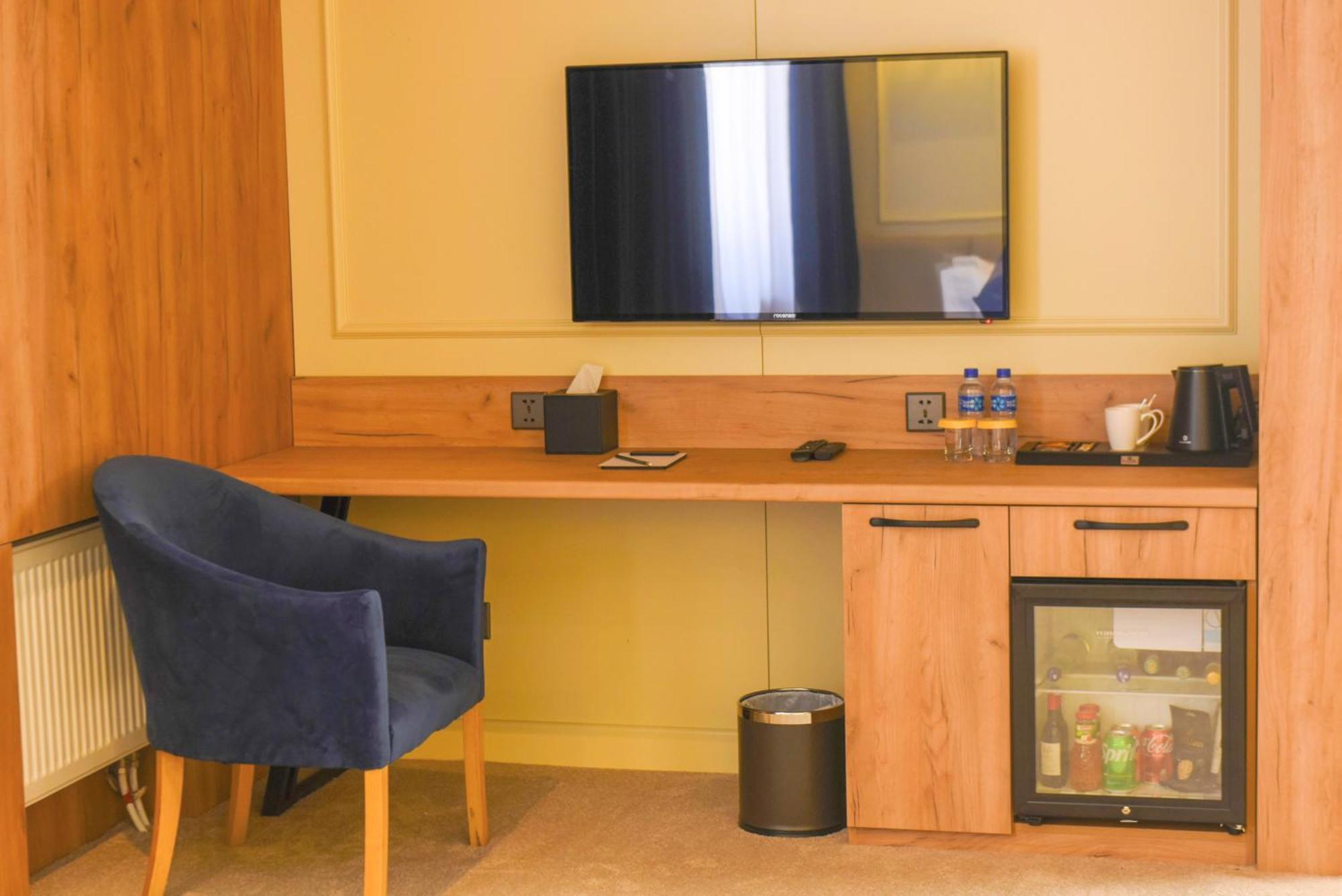 Ulaanbaatar Hotel Екстер'єр фото