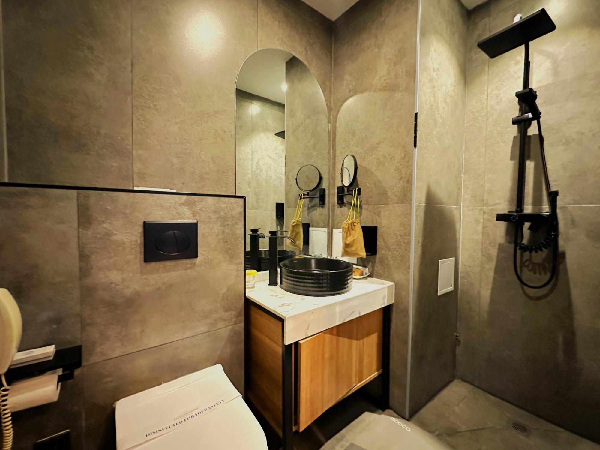 Ulaanbaatar Hotel Екстер'єр фото